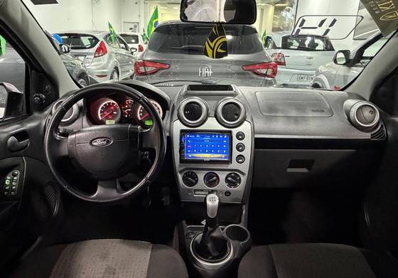 FORD FIESTA 1.6 SE SEDAN 16V FLEX 4P MANUAL FORD FIESTA 1.6 SE SEDAN 16V FLEX 4P MANUAL